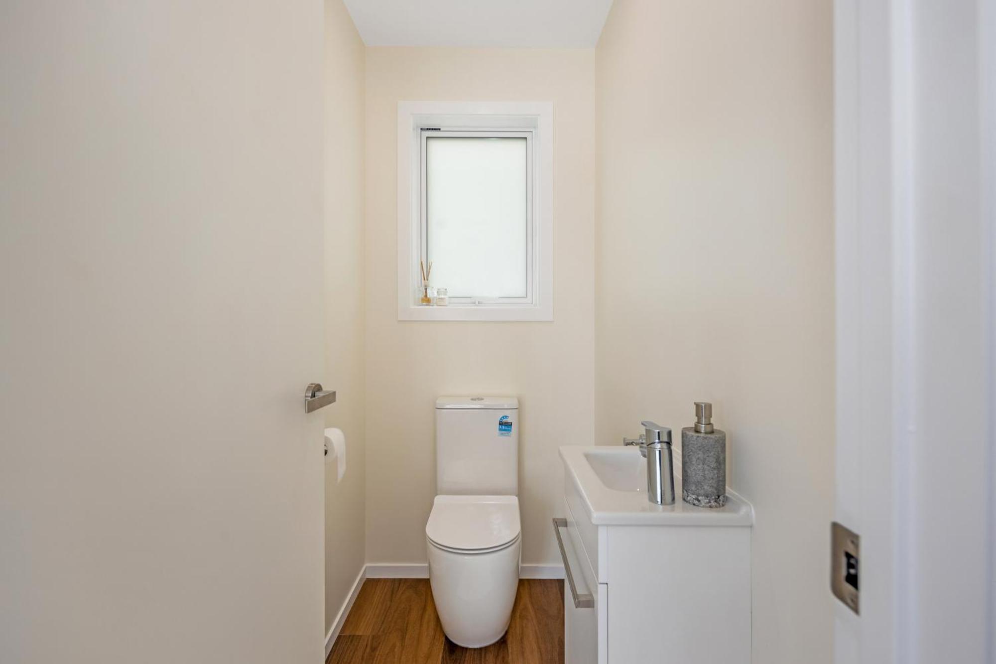 Stunning View, Privacy, Close To Ferry & Brand-New Wellington Exterior foto